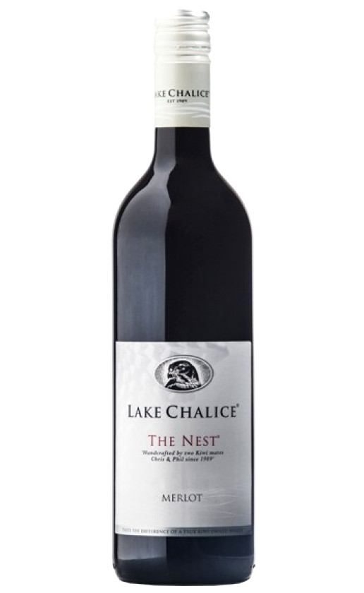 Wine Lake Chalice The Nest Hawkes Bay Merlot